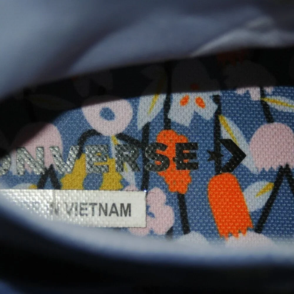 Converse All Stars Sneakers Womens 7.5 Chuck Taylor - Picture 12 of 13